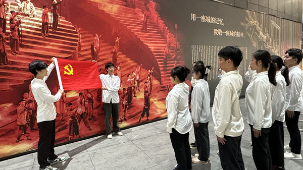 ：“三美育人”赋能红色工程师培养新葡京娱乐场app重庆理工大学(图3)